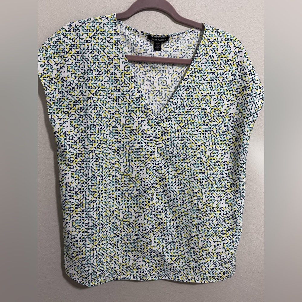 Hilary Radley sleeveless v neck blouse